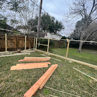 Salgados Fence Company logo