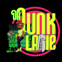 DA JUNK LADIE logo