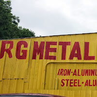 R G Recycling logo